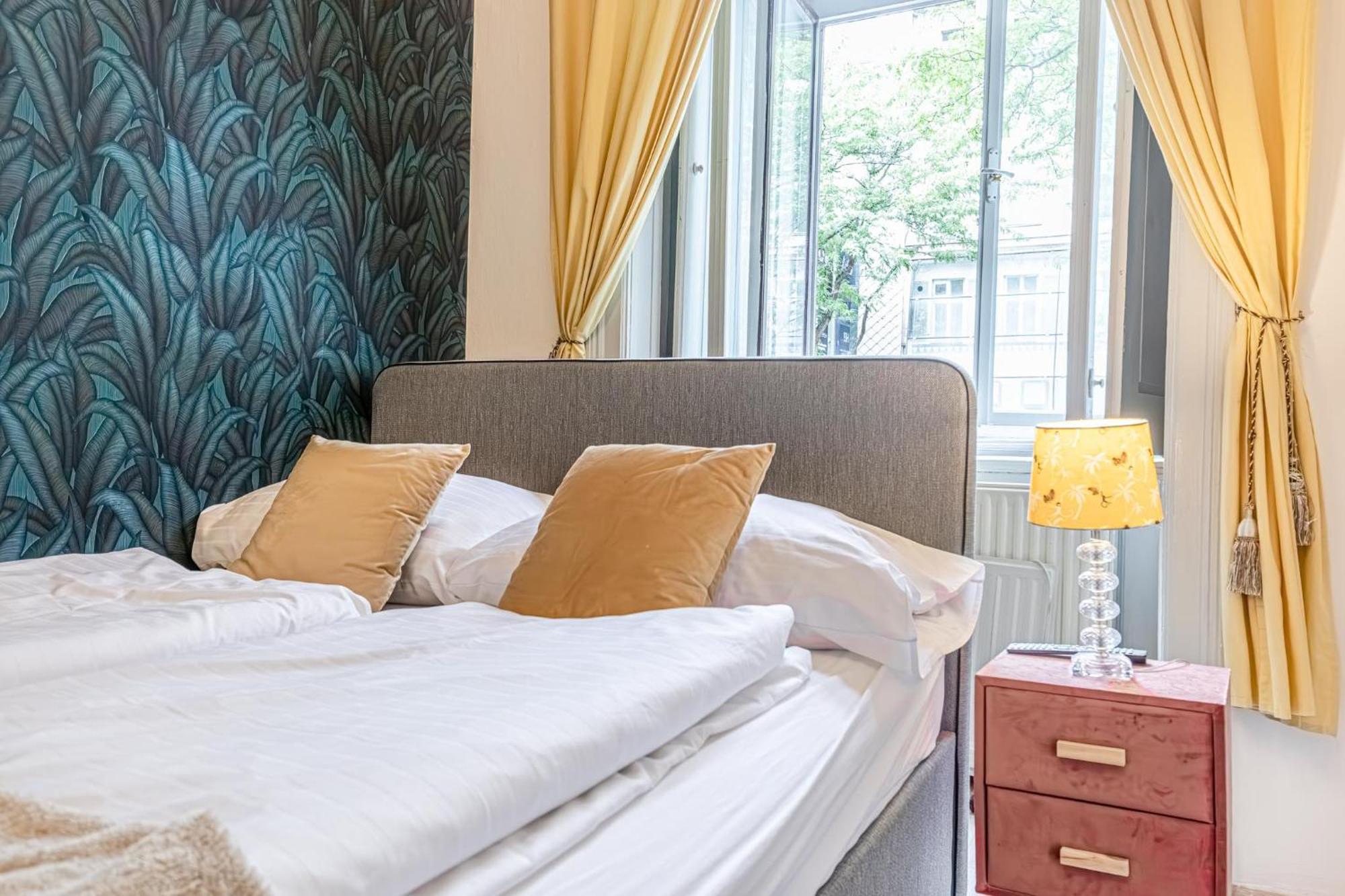 Apartment Superbly 9br Complex Ideal For 25 People