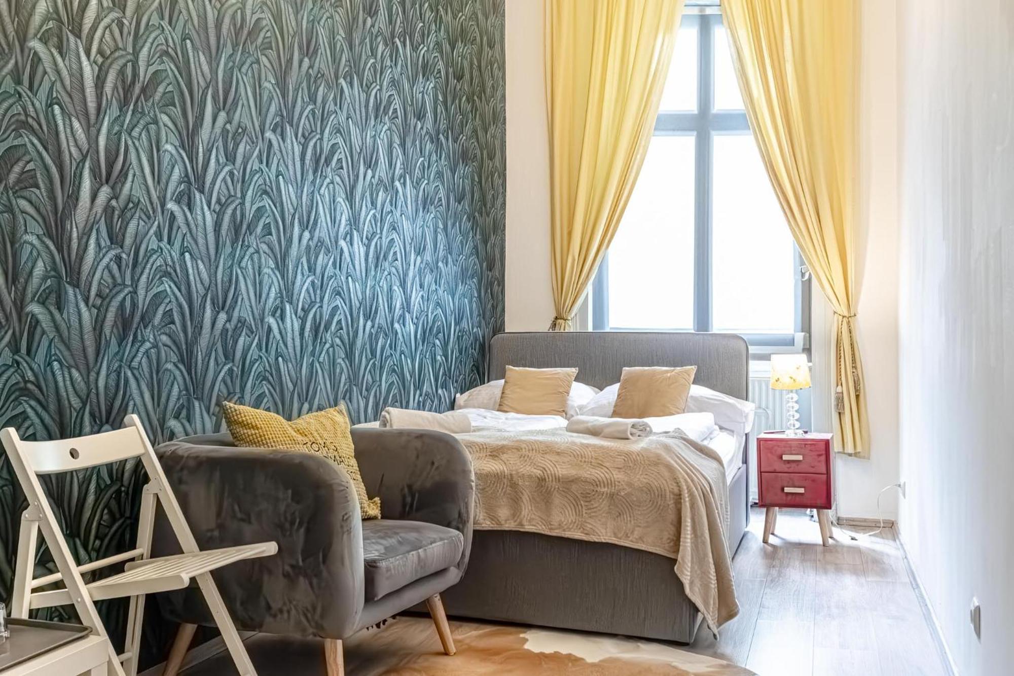 Apartment Superbly 9br Complex Ideal For 25 People