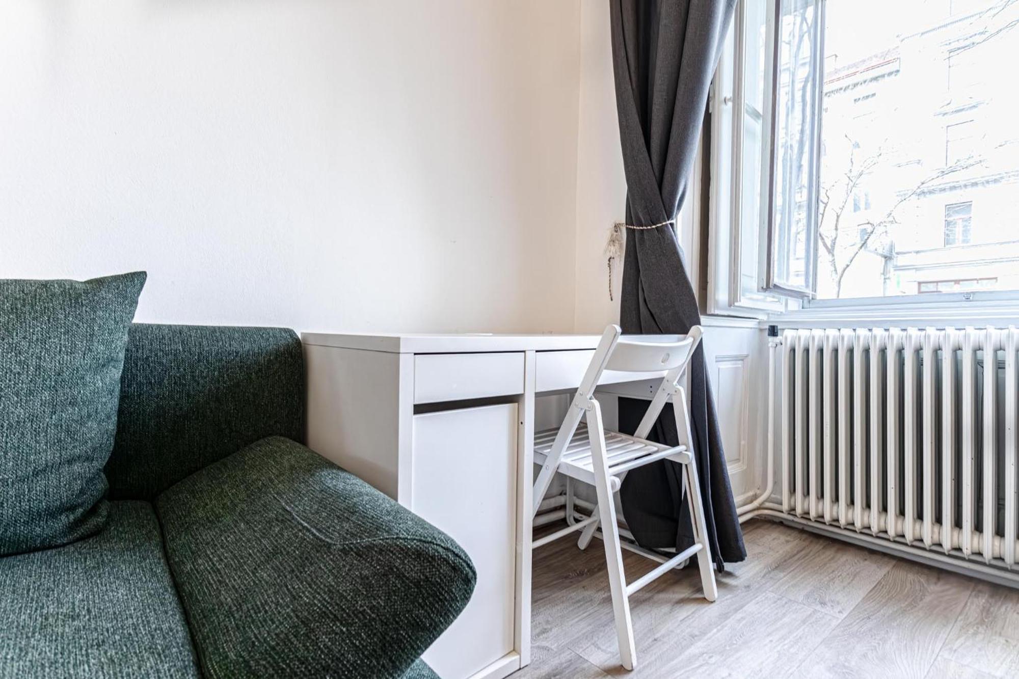 Apartment Superbly 9br Complex Ideal For 25 People Wien