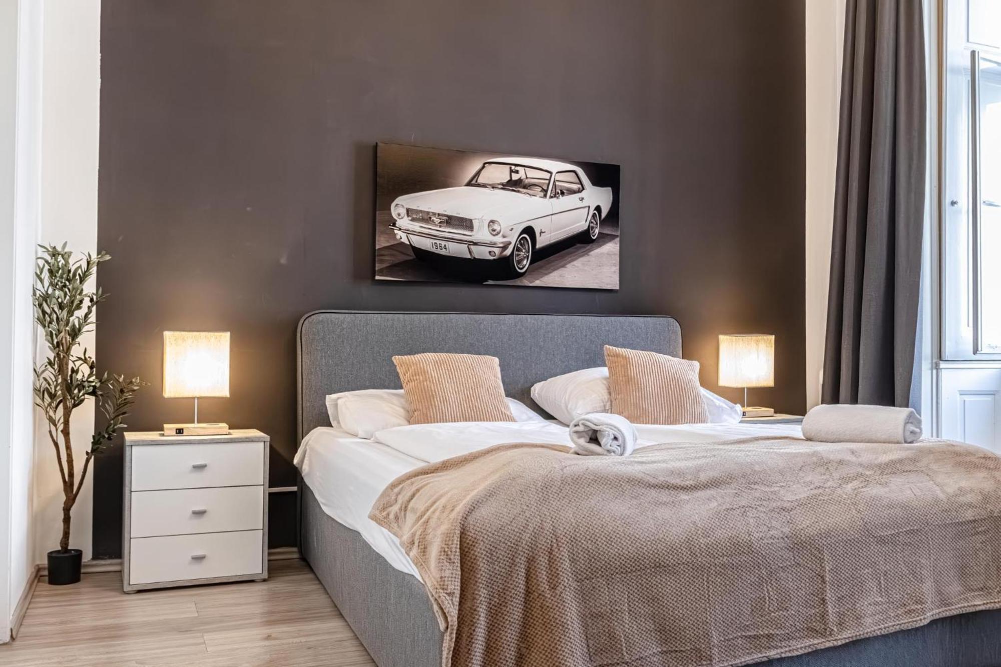 Superbly 9br Complex Ideal For 25 People Apartment *