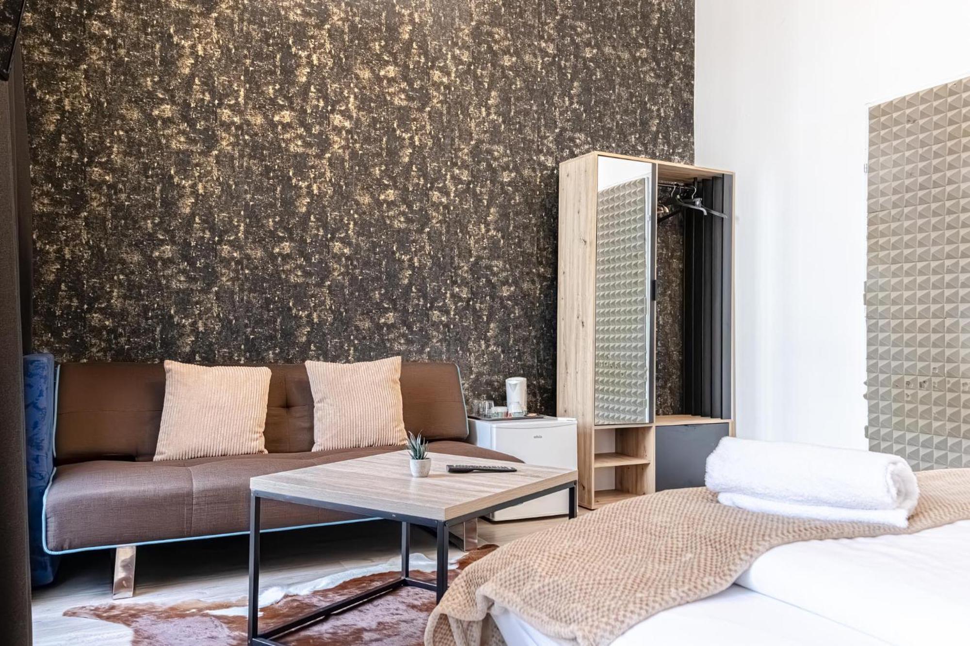 Superbly 9br Complex Ideal For 25 People * Wien