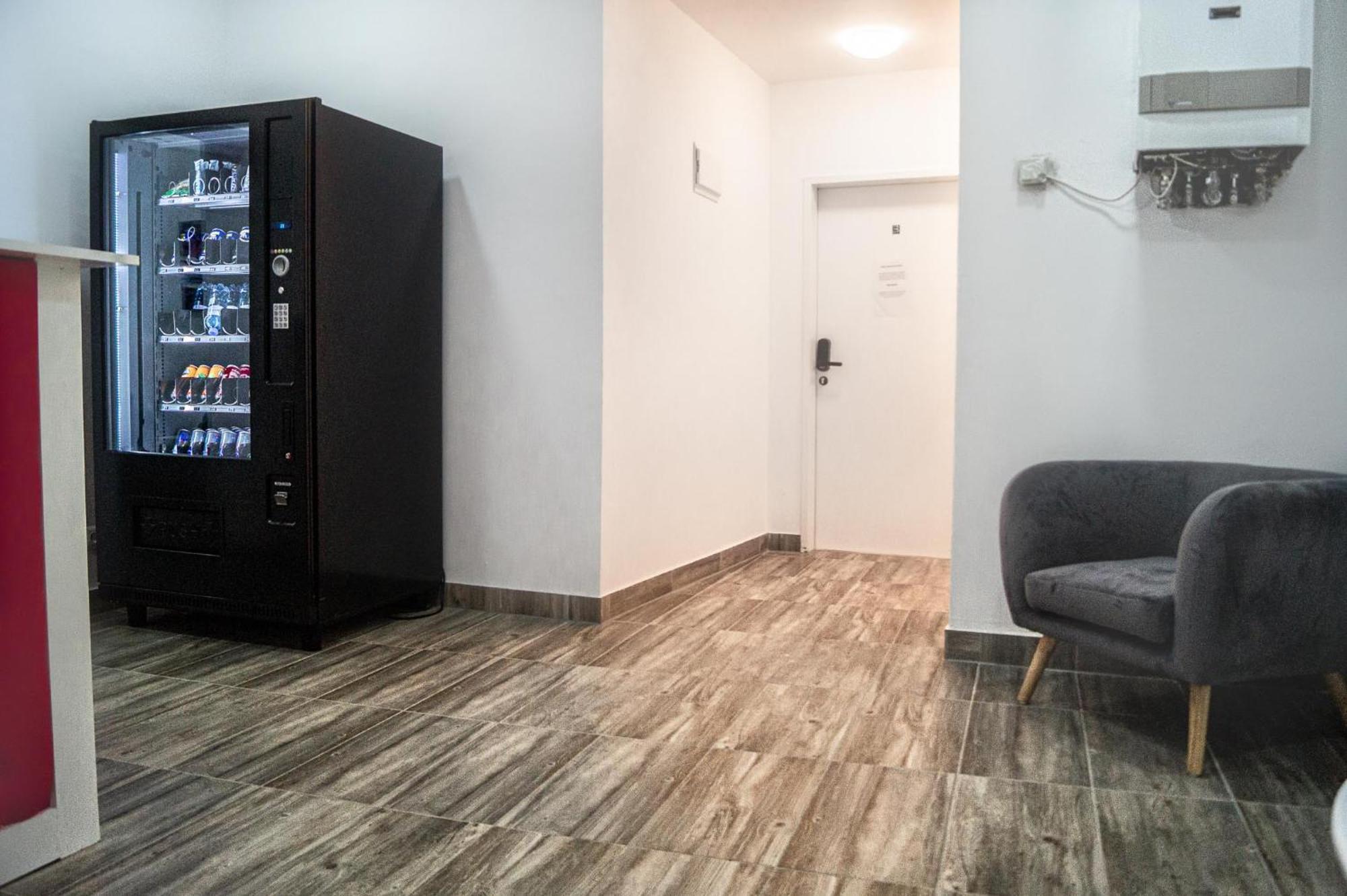 Superbly 9br Complex Ideal For 25 People *