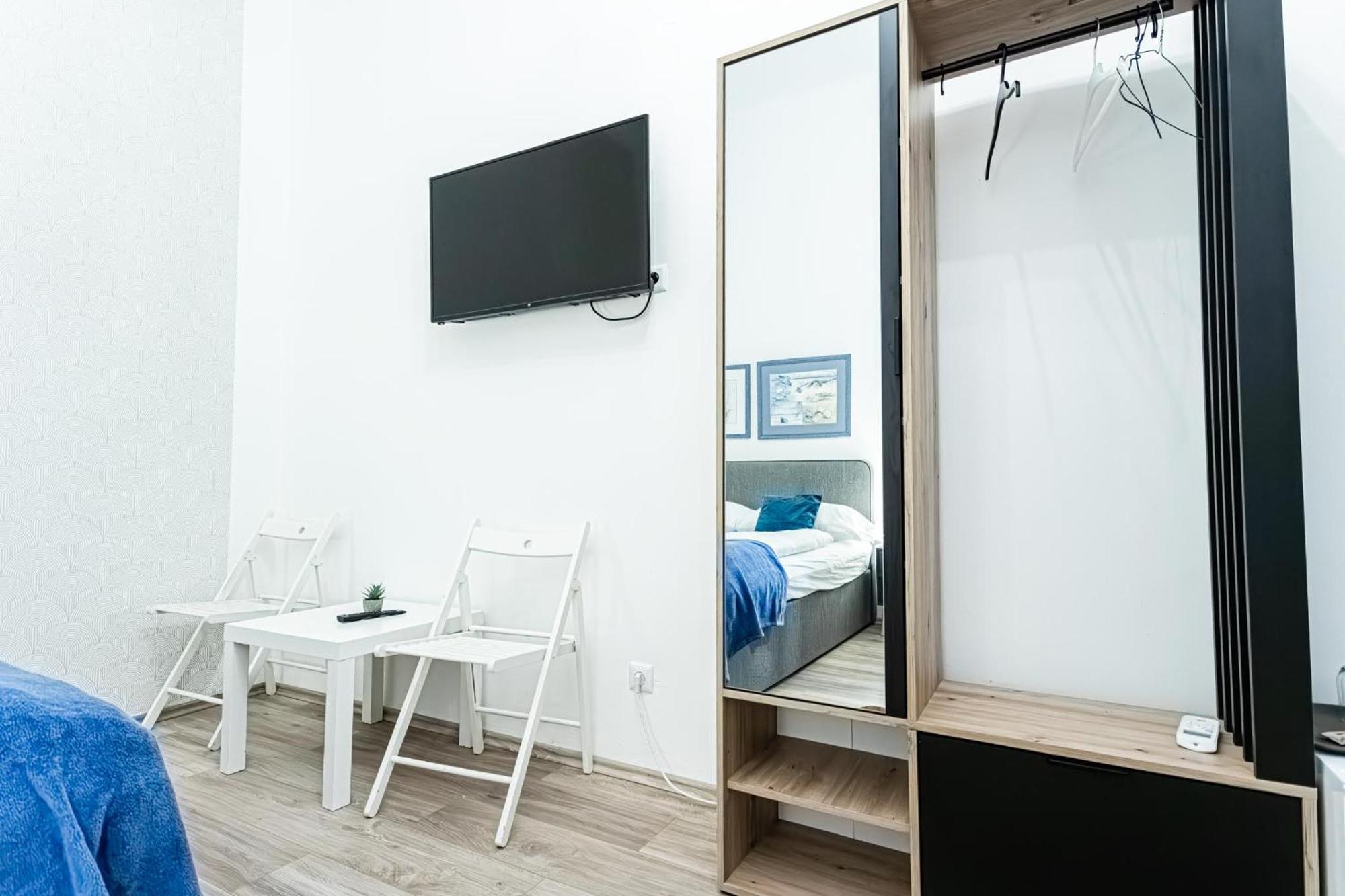 Superbly 9br Complex Ideal For 25 People Wien